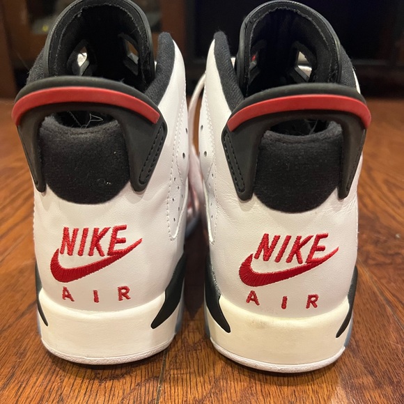 Air Jordan Retro Carmine 6 - Picture 2 of 5